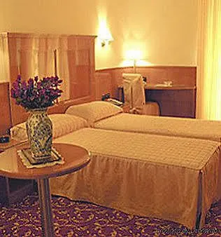 Cinque Giornate Szálloda